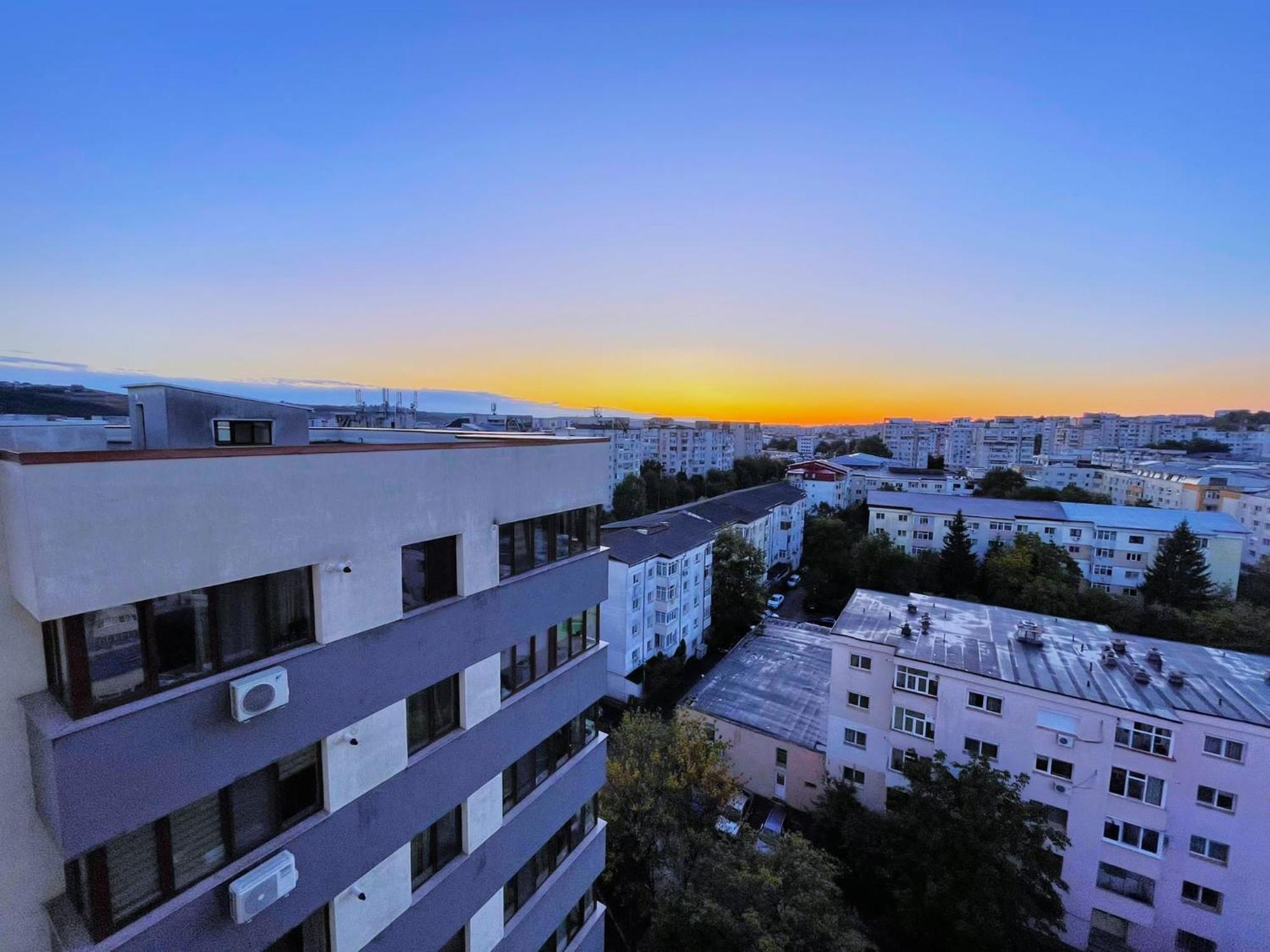 Taste Of Iasi - Two Room Apartment - Central - Sunset Touch 외부 사진
